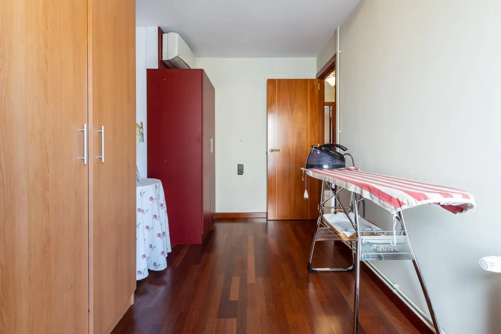 Dormitori de Casa o xalet en venda en Sant Quirze del Vallès amb Aire condicionat, Calefacció i Jardí privat