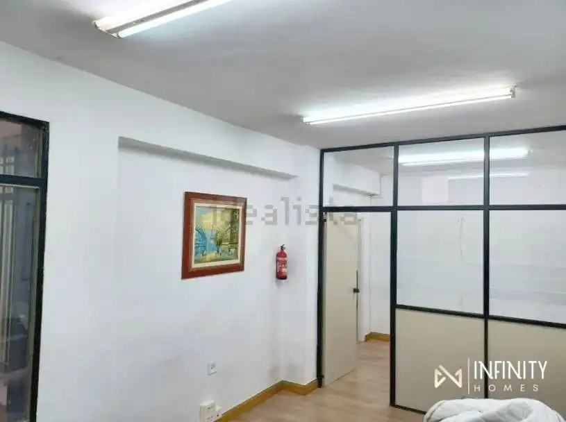 Büro mit Aufzug zur Miete in Ledesma Musikariaren Kalea, imagen 11