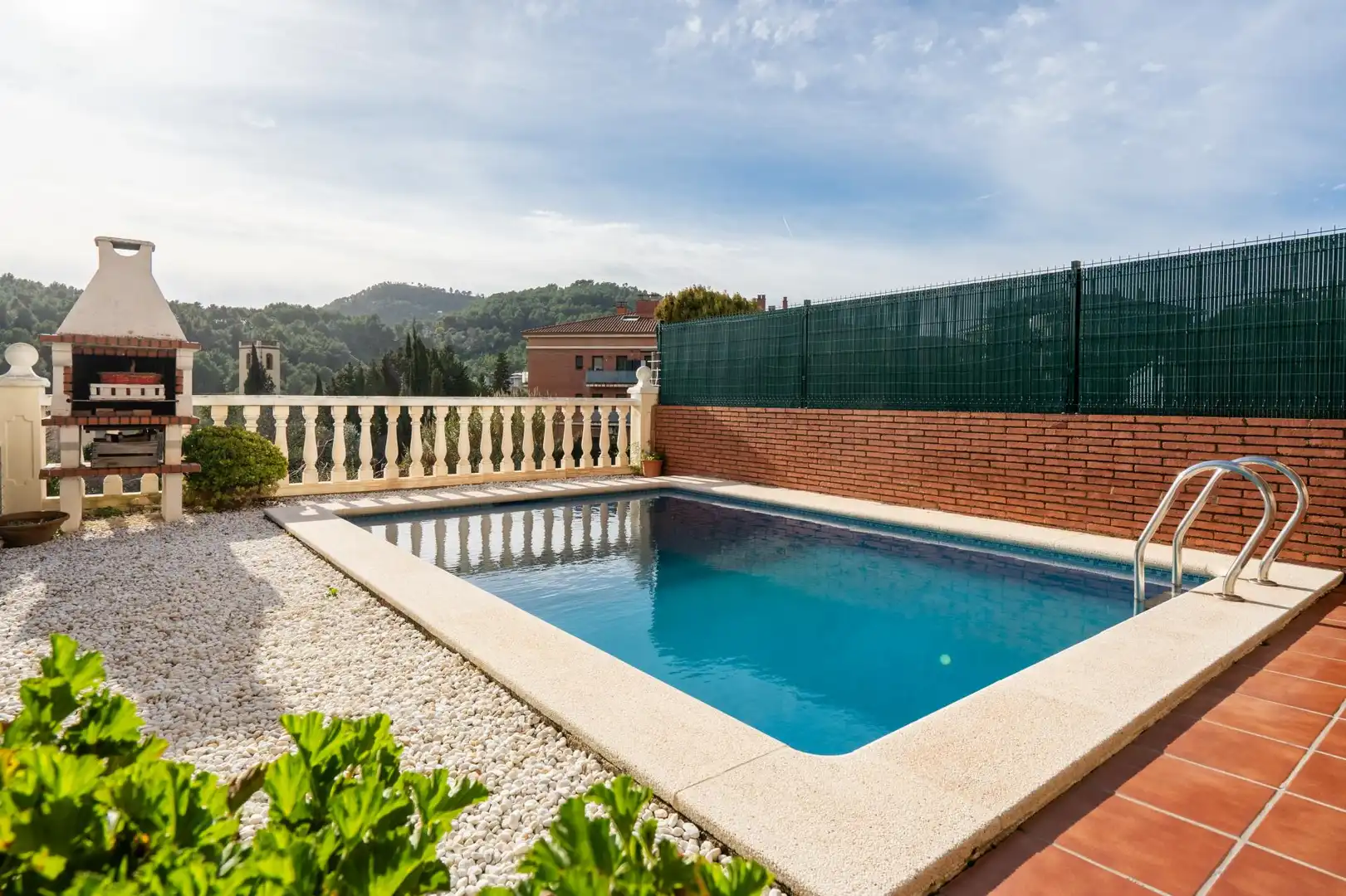 Piscina de Casa adosada en venda en La Palma de Cervelló amb Calefacció, Jardí privat i Forn