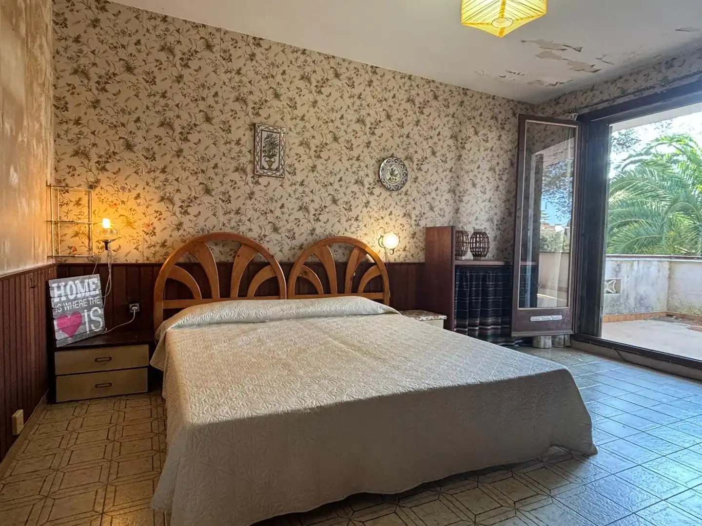 Dormitori de Casa o xalet en venda en Tarragona amb Aire condicionat, Calefacció i Jardí privat