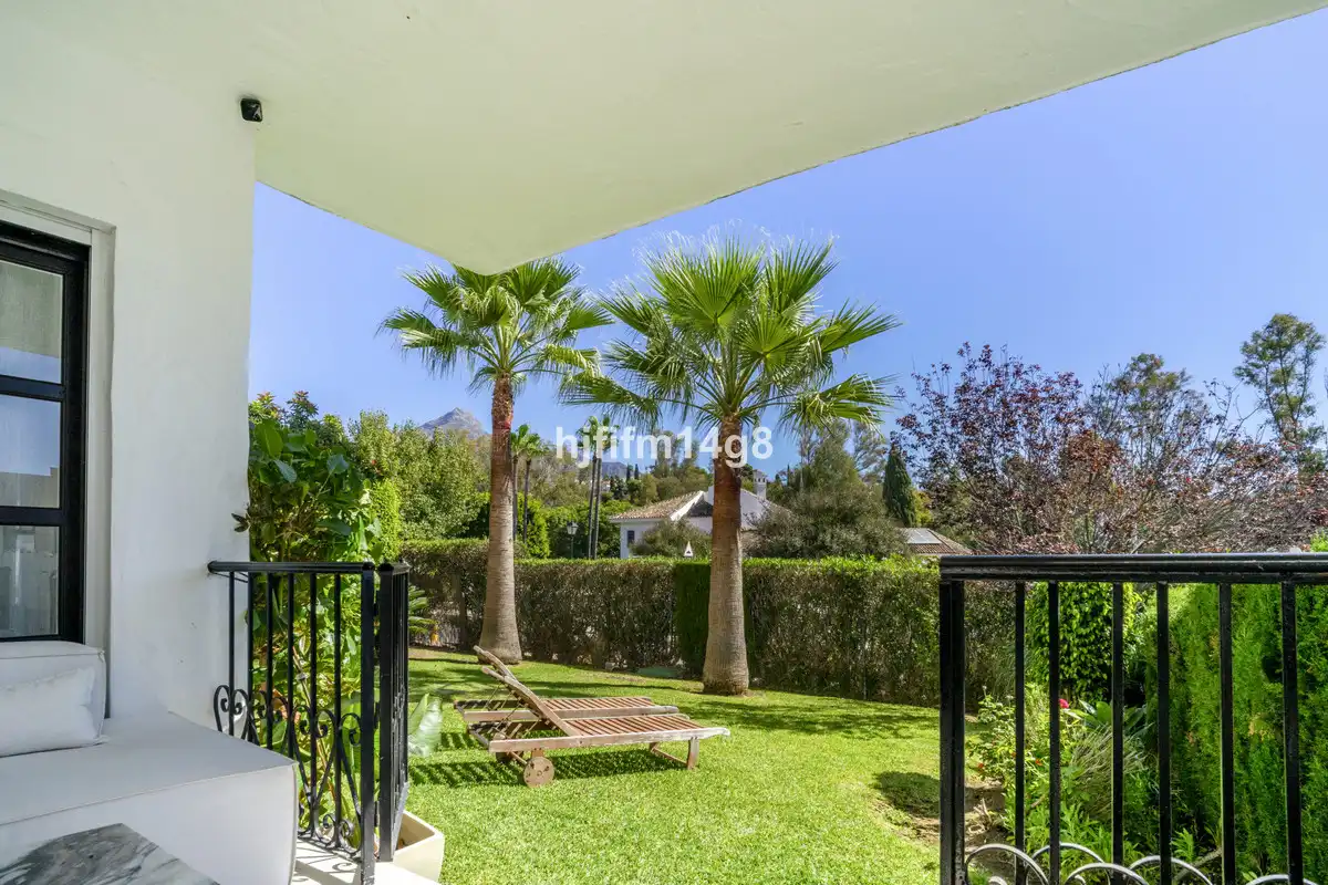 Flat for sale in Nueva Andalucía, imagen 3