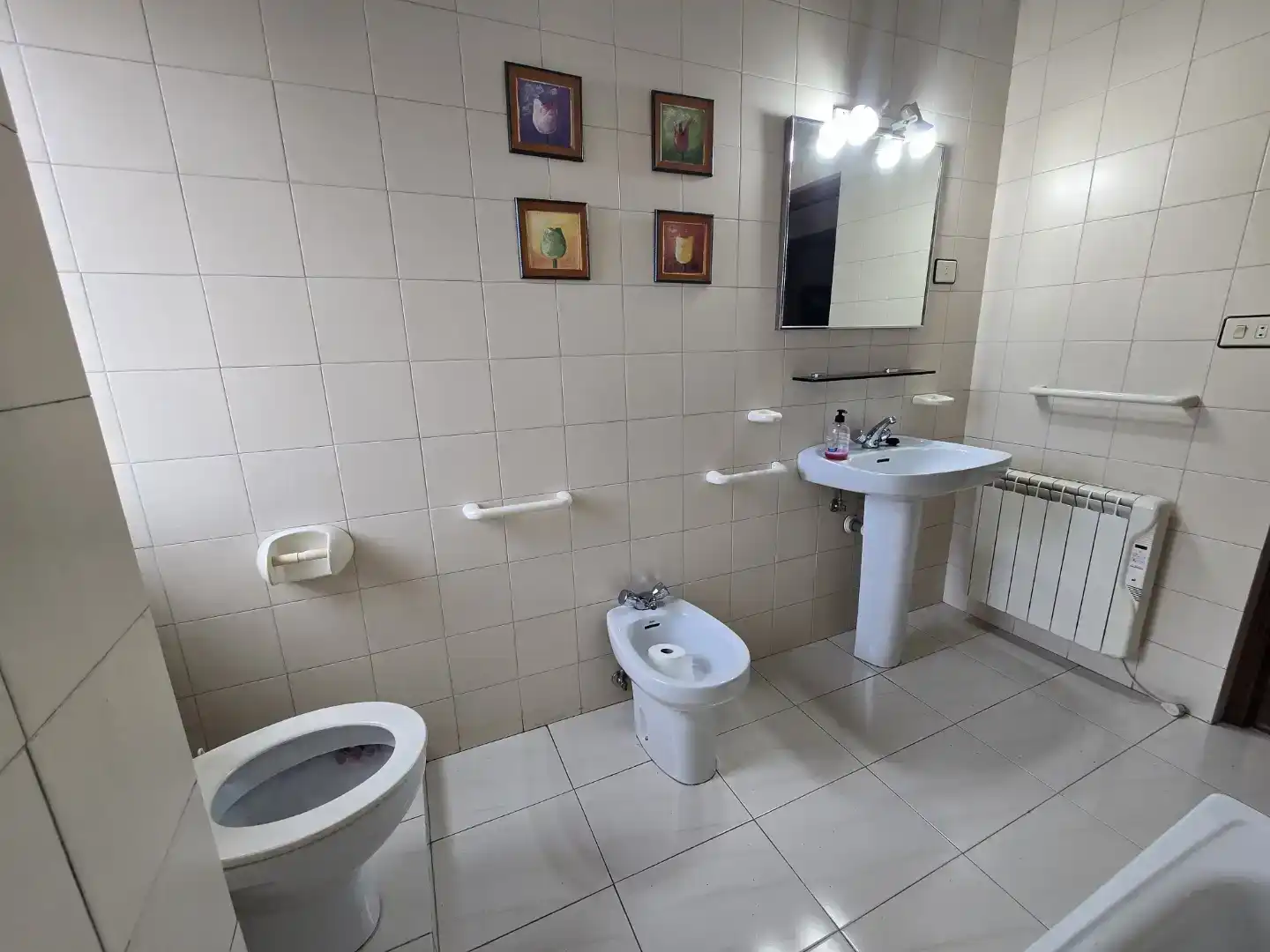 Bany de Casa o xalet en venda en Valle de Losa