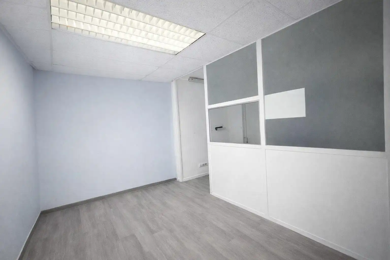 Local comercial en venda a Cerdanyola, imagen 5