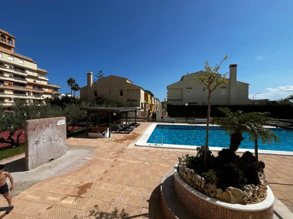 Piscina de Piso en venta en Gandia