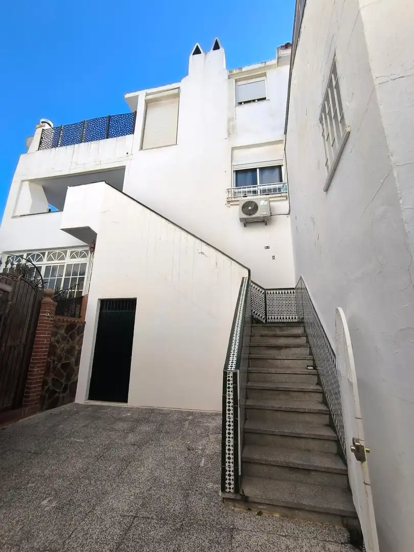 Außenansicht von Maisonette zum Verkauf in Alhaurín de la Torre mit Klimaanlage, Parkett und Terrasse