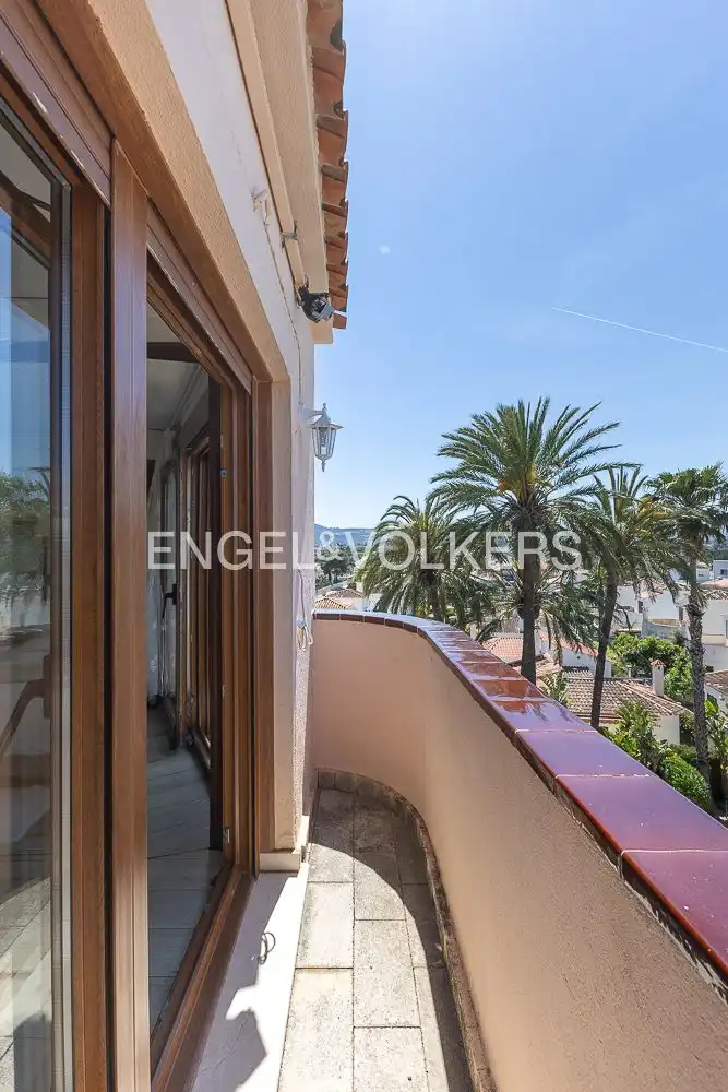 Terraza de Ático en venta en Dénia con Aire acondicionado, Calefacción y Jardín privado