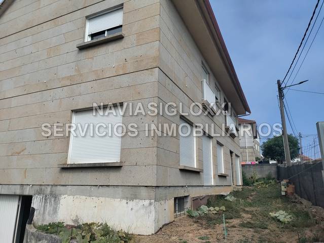 Casa-chalet en Venta en Coruxo - Oia - Saiáns