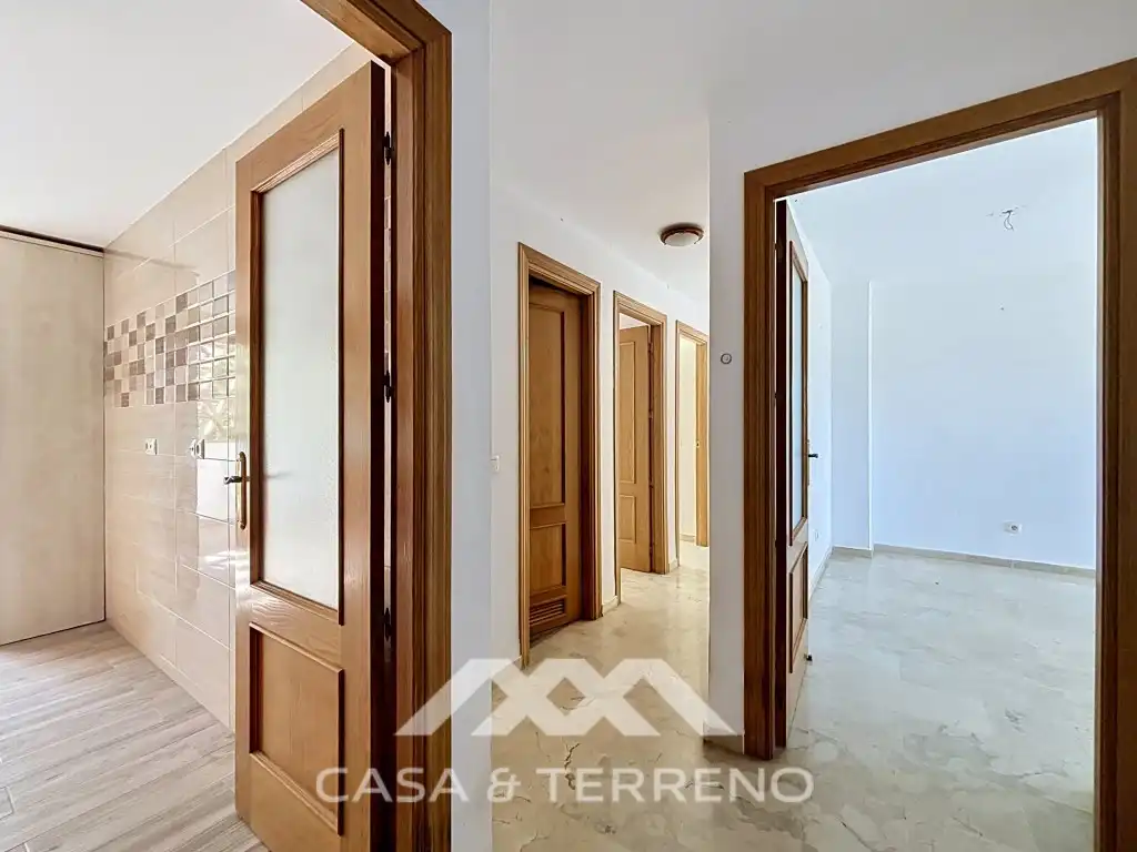 Piso con piscina en venta en Calle Moreras de Baviera, imagen 4