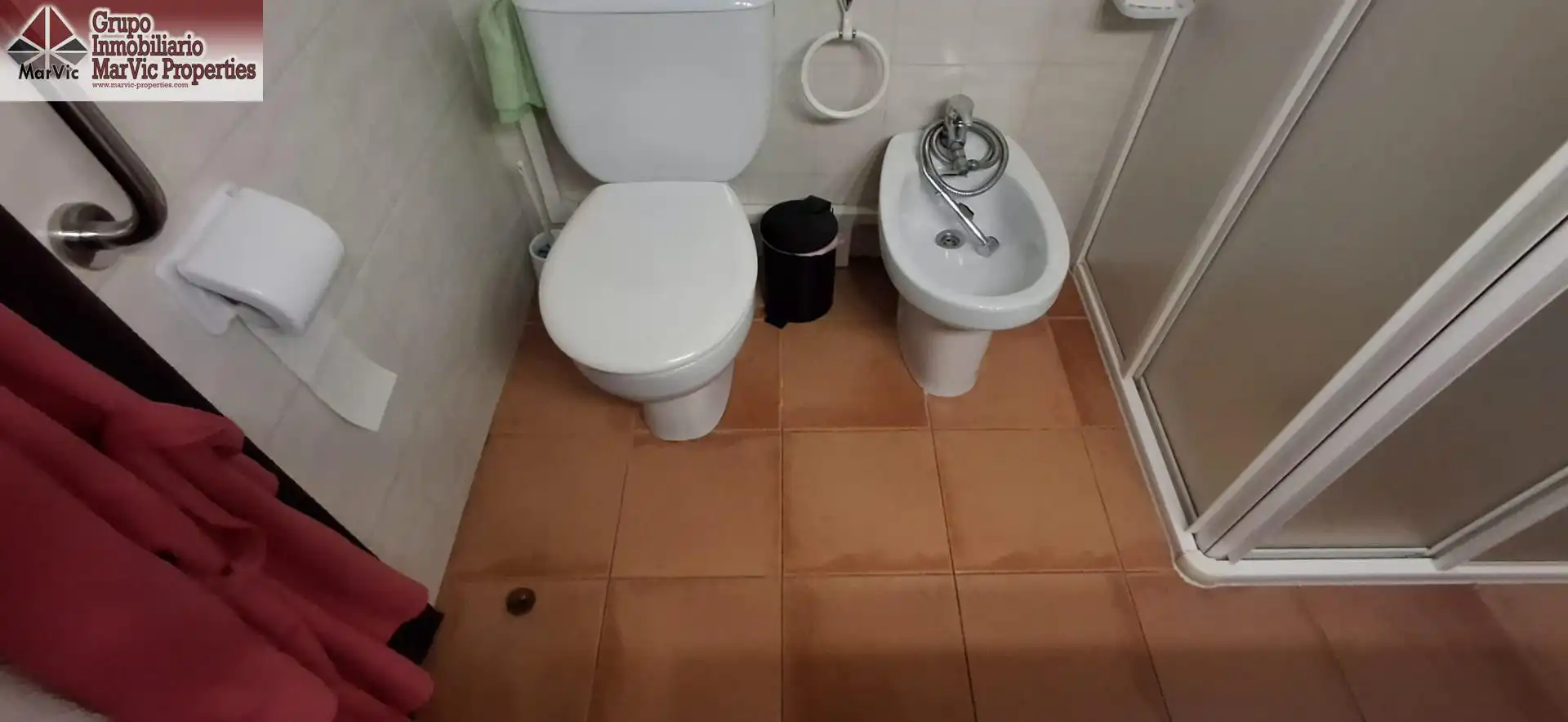 Bany de Casa o xalet en venda en Benidorm amb Aire condicionat, Jardí privat i Terrassa