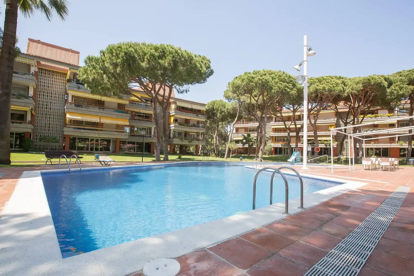 Piscina de Piso de alquiler en Gavà con Calefacción, Terraza y Piscina comunitaria