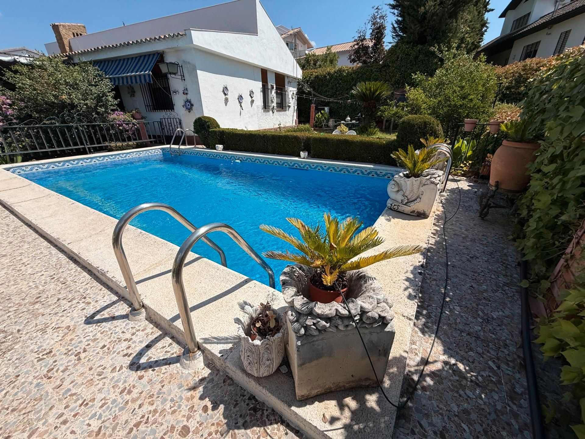 Swimming pool of House or chalet for sale in  Córdoba Capital  with Air Conditioner, Private garden and Terrace