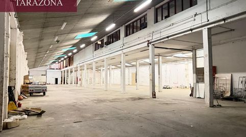 Nave industrial en zona urbana en Tarazona, disponible en venta y alquiler