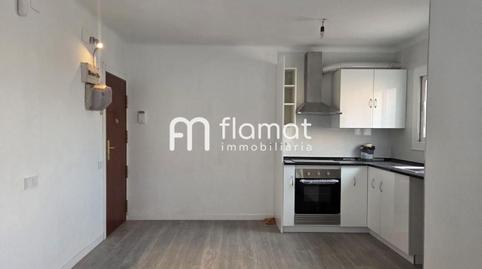 Foto 2 de Planta baixa en venda a Carrer del Pi, Guinardera, Santa Coloma de Gramenet