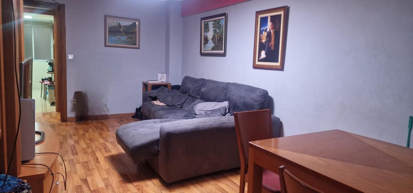 Sala de estar de Piso en venta en  Zaragoza Capital con Aire acondicionado, Calefacción y Parquet
