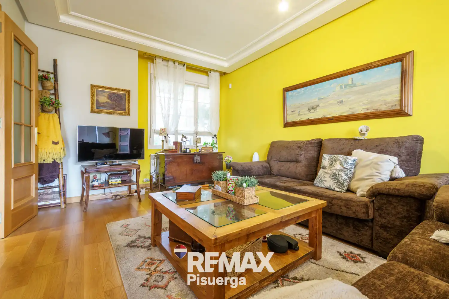 Sala d'estar de Casa o xalet en venda en Valladolid amb Aire condicionat, Calefacció i Jardí privat