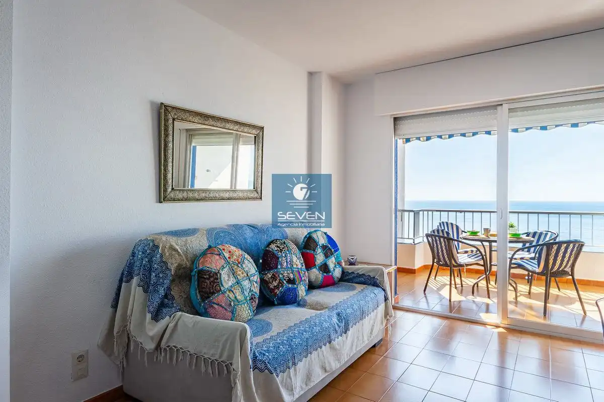 Dormitori de Apartament de lloguer en Almuñécar amb Aire condicionat, Calefacció i Terrassa