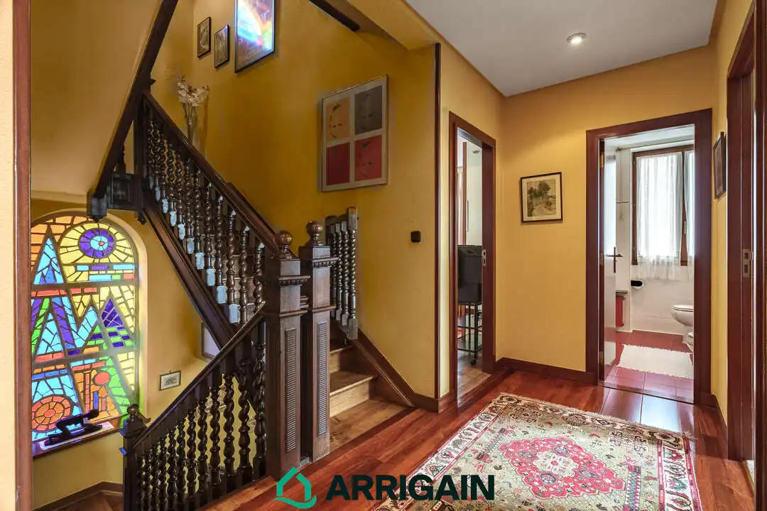 Casa o chalet en venta en Irun  con Calefacción, Jardín privado y Terraza