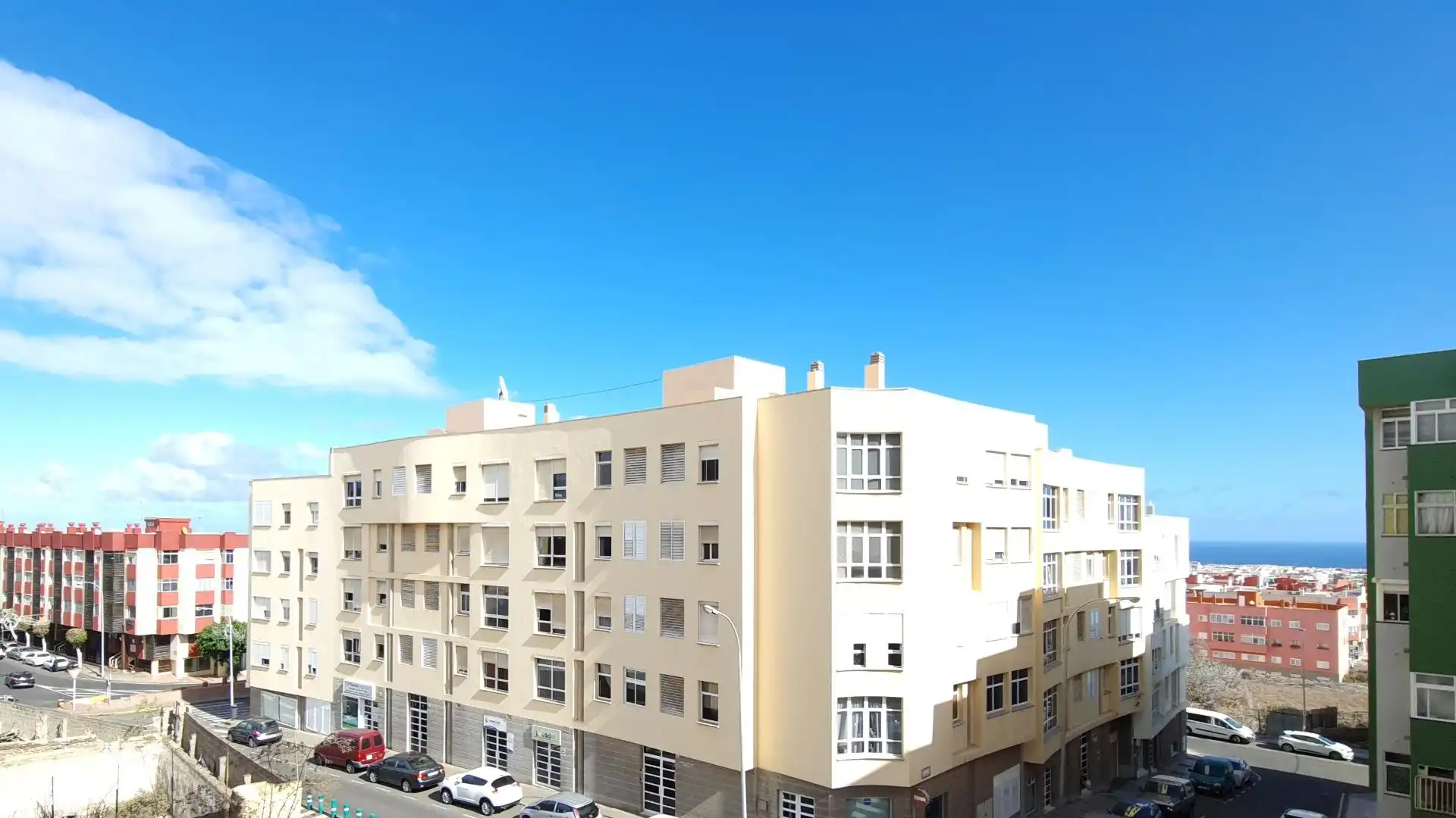 Vista exterior de Piso en venta en Telde con Balcón