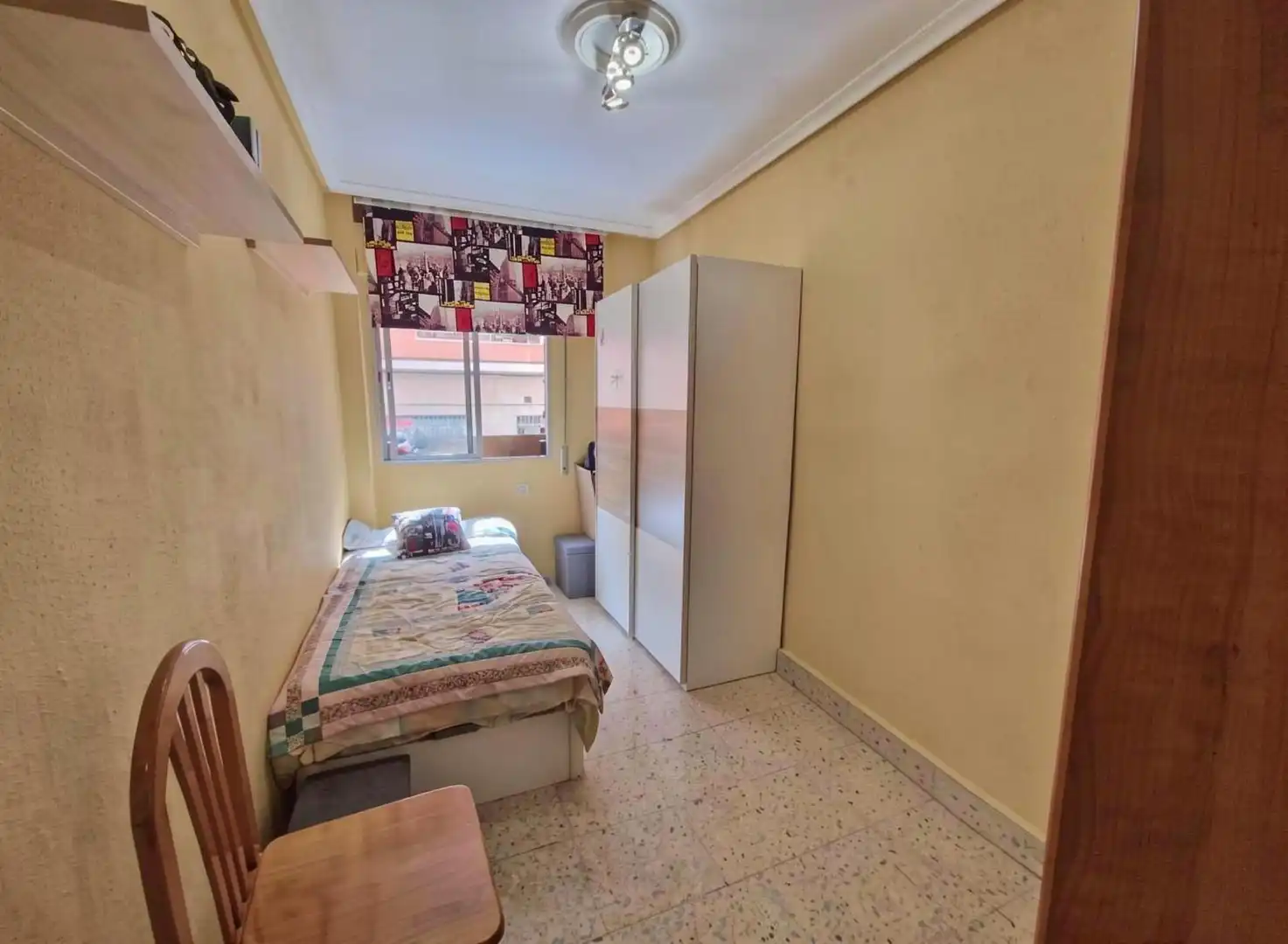 Bedroom of Flat for sale in Plasencia