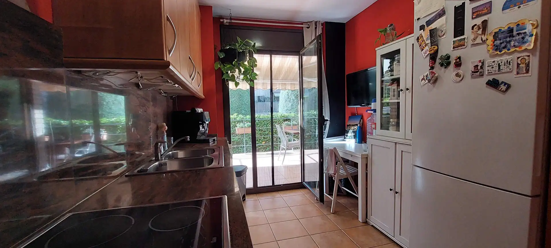 Cuina de Planta baixa en venda en Salou amb Aire condicionat, Calefacció i Jardí privat