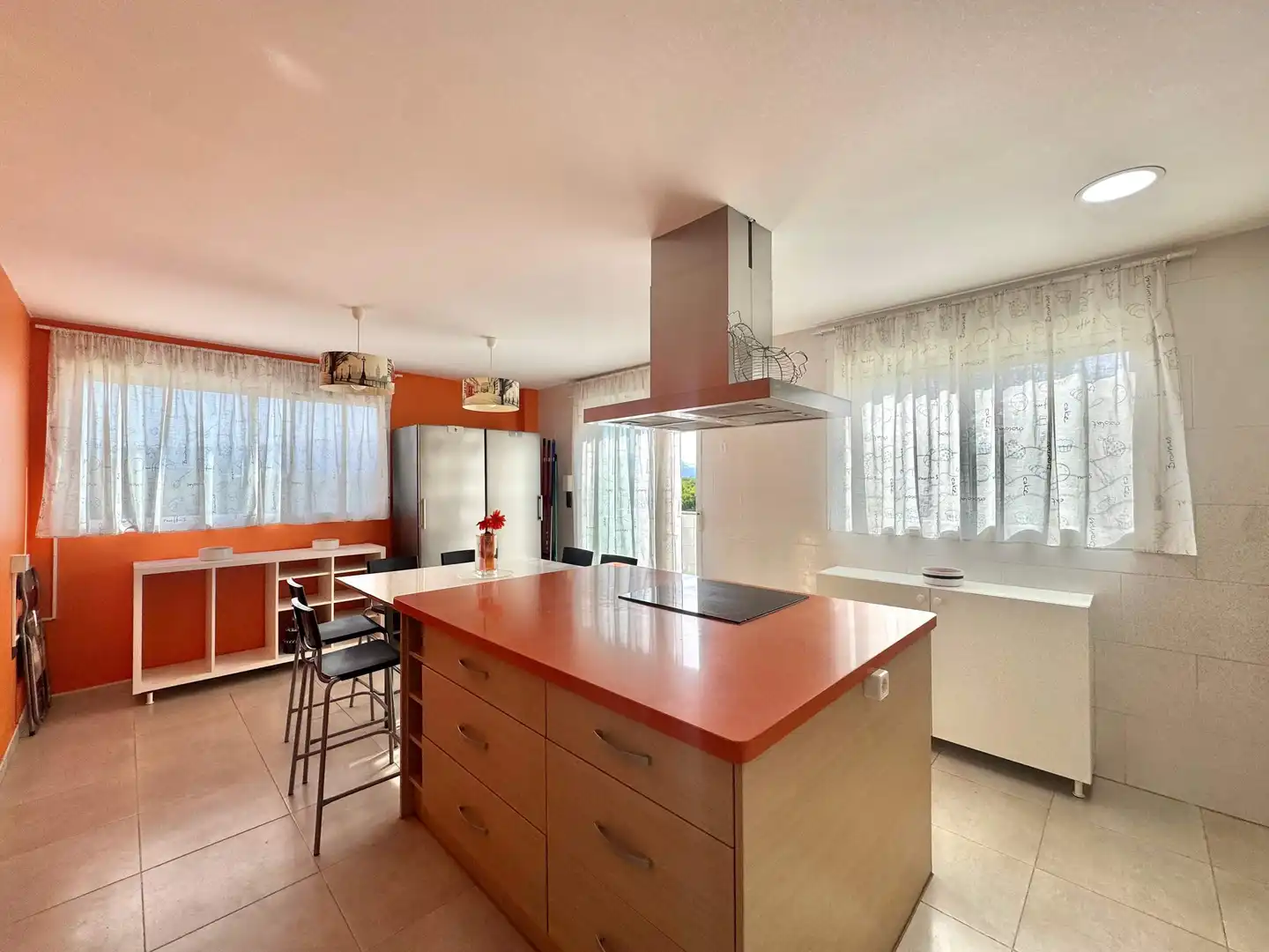 Cocina de Casa adosada en venta en Almoines con Aire acondicionado, Terraza y Balcón