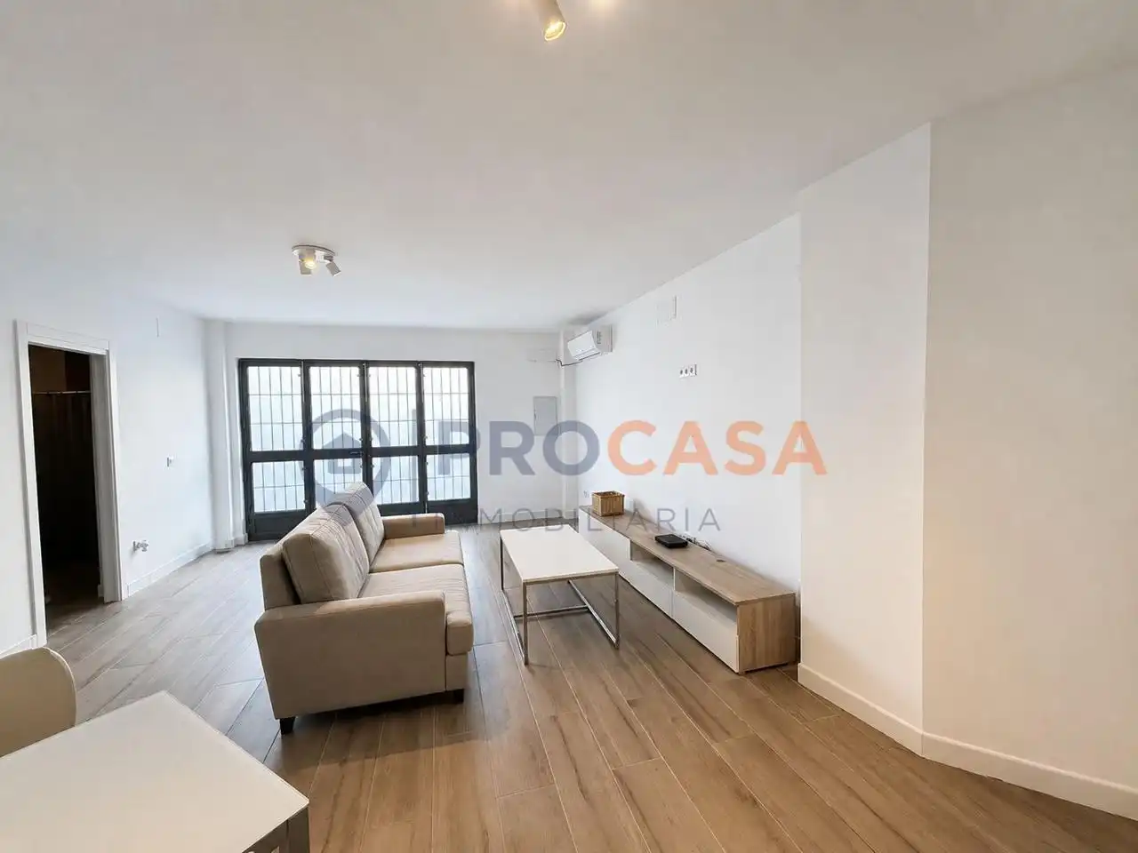 Sala d'estar de Estudi en venda en Utrera