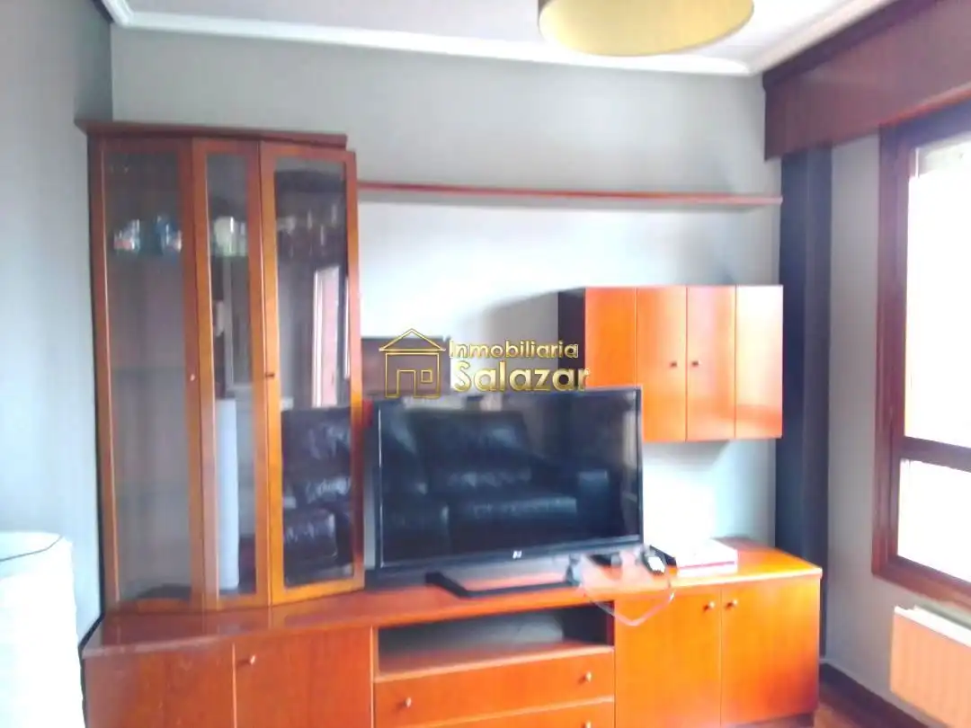 Sala de estar de Piso en venta en Santurtzi  con Calefacción, Terraza y Trastero