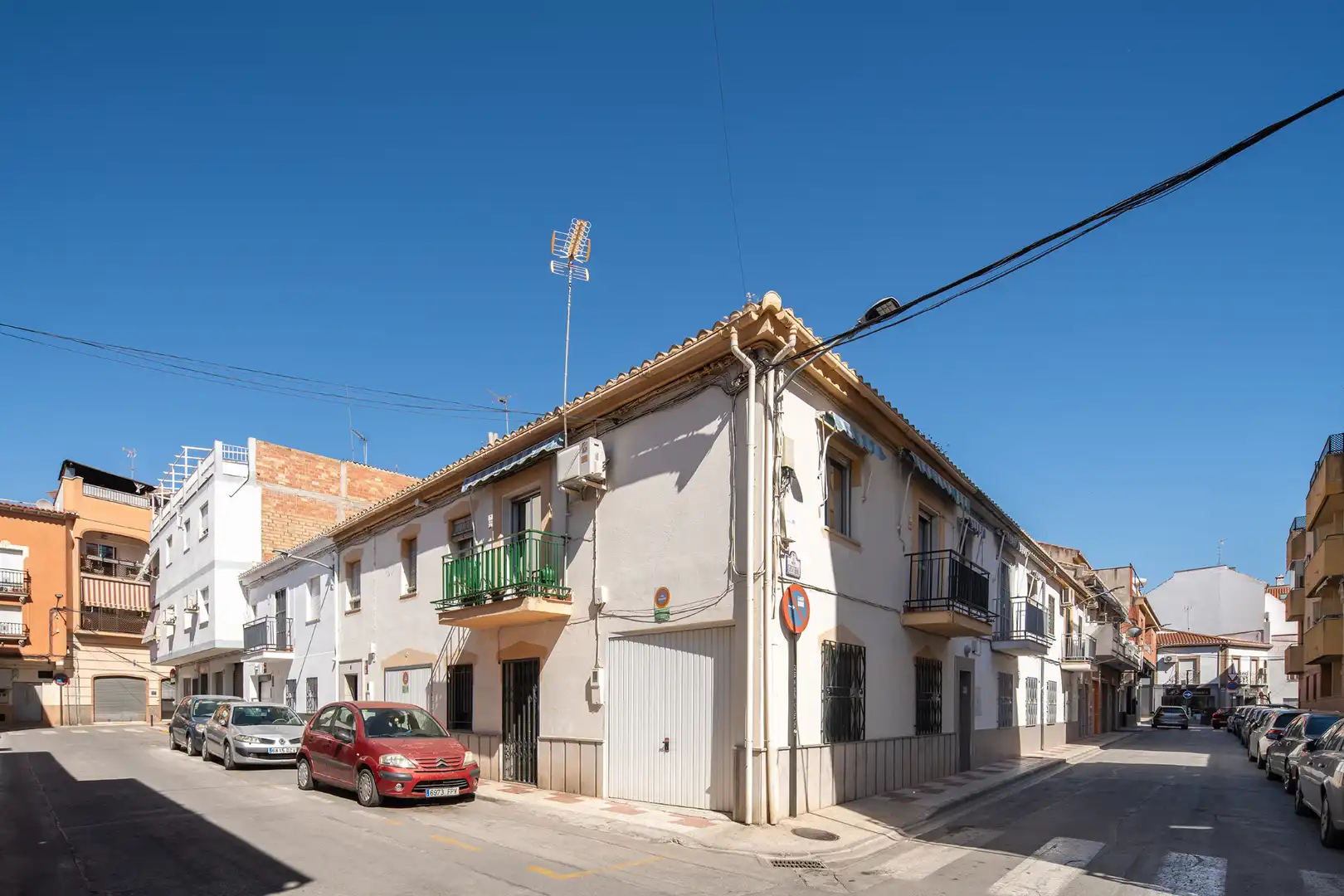 Vista exterior de Casa adosada en venta en Maracena con Aire acondicionado, Terraza y Amueblado