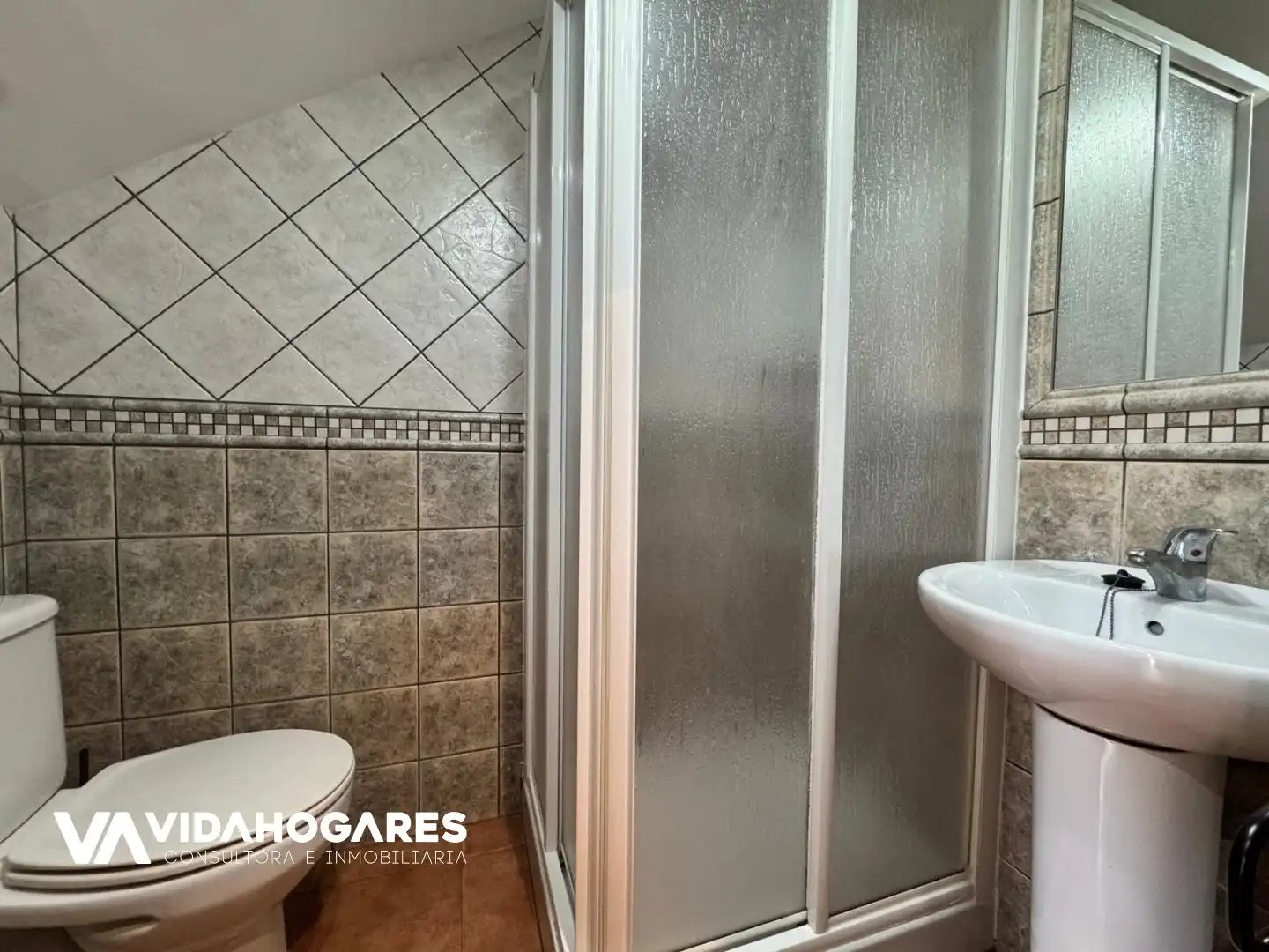 Bathroom of Houses for sale in Rota
