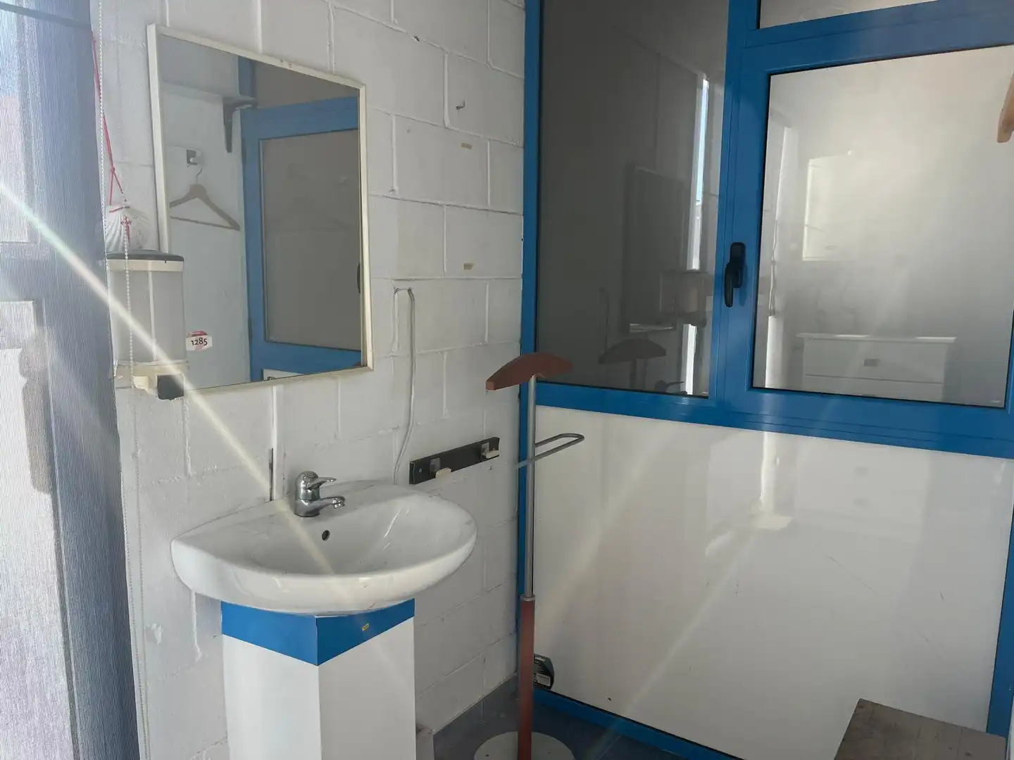 Bathroom of Industrial buildings for rent in Cornellà de Llobregat  with Alarm