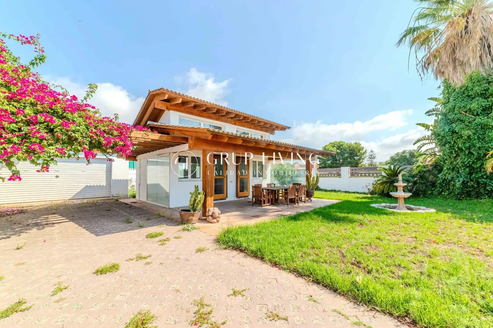 Vista exterior de Casa o xalet en venda en Cambrils amb Aire condicionat, Calefacció i Jardí privat
