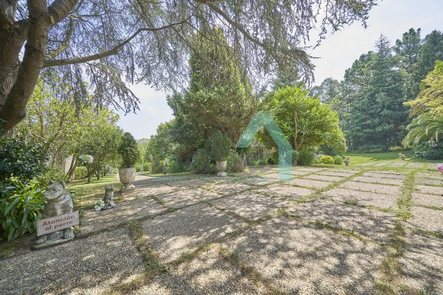 Jardí de Casa o xalet en venda en Gijón  amb Aire condicionat, Jardí privat i Parquet