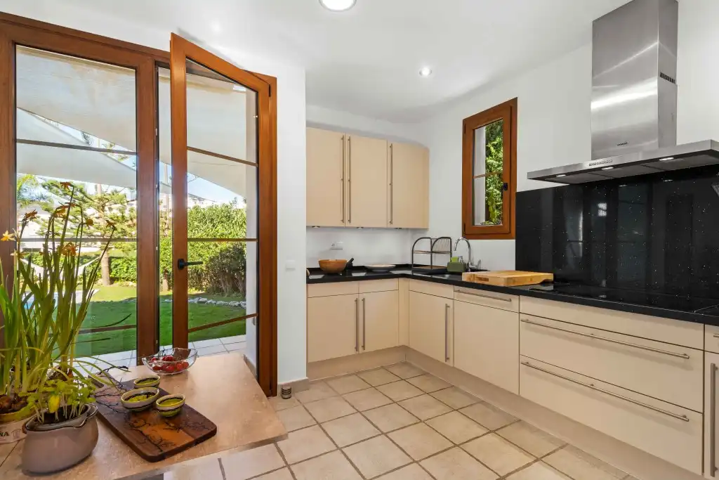 Villa mit Pool zum Verkauf in Benamara - Atalaya, imagen 6
