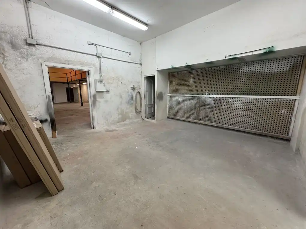 Industrial buildings for sale in Legazpi