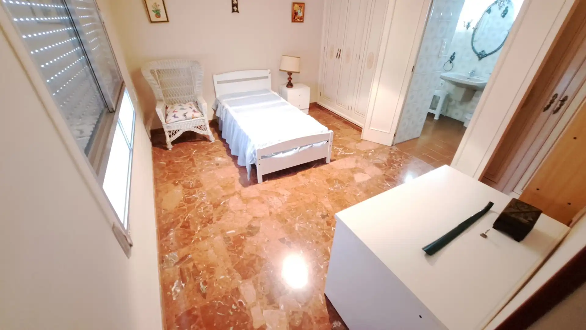 Habitación de Casa adosada en venta en Guadassuar