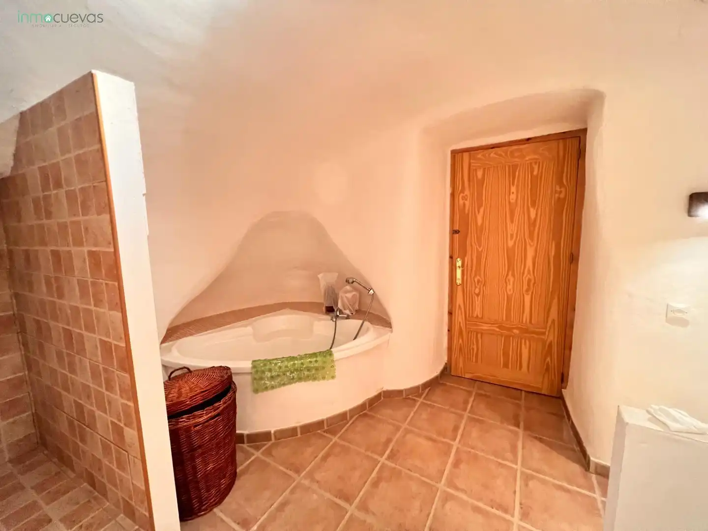 Bany de Finca rústica en venda en Cuevas del Almanzora amb Terrassa, Traster i Moblat