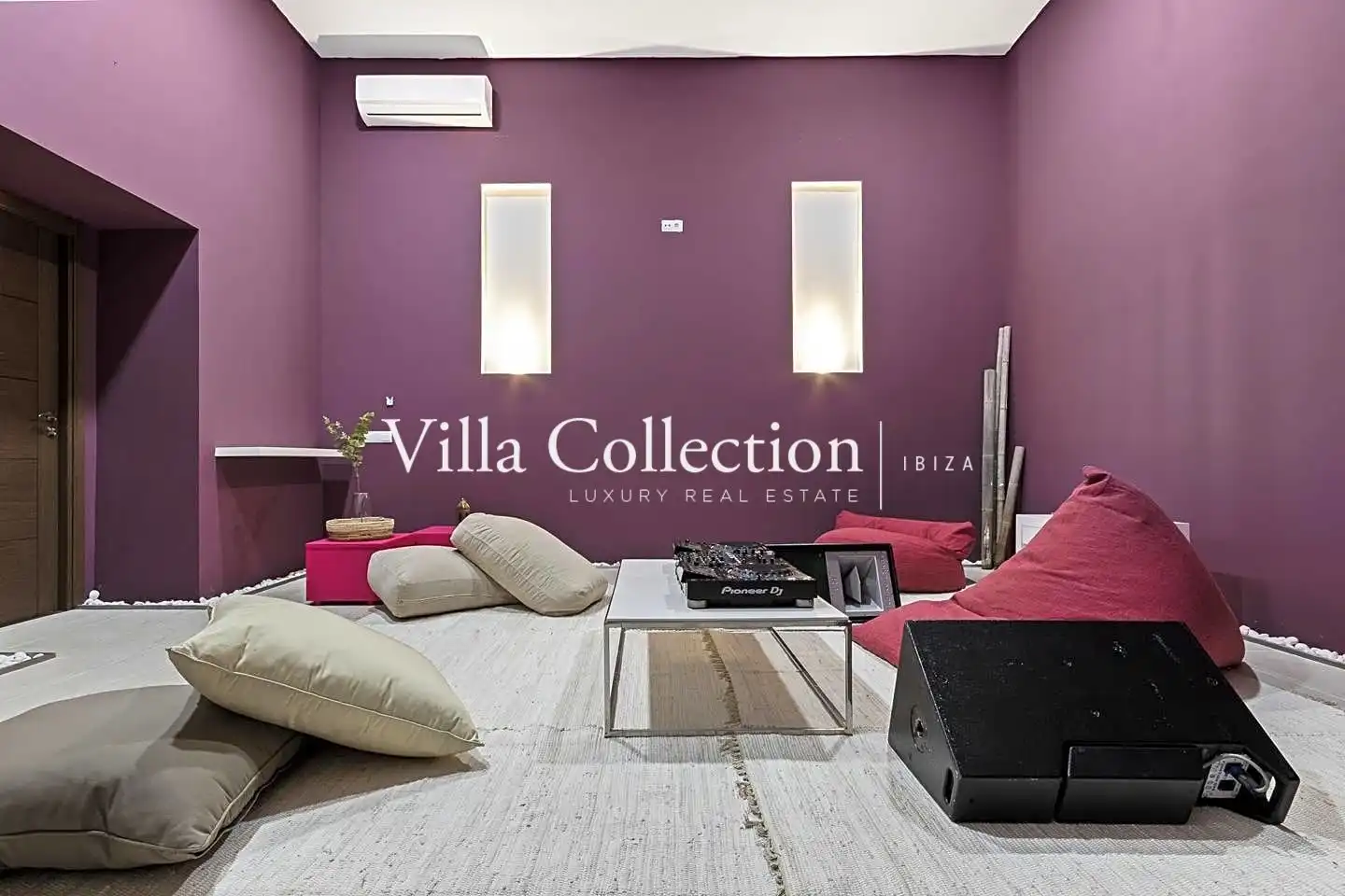 Sala d'estar de Casa o xalet en venda en Es Cubells  