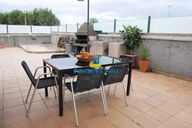 Terrace of Houses for sale in Centre