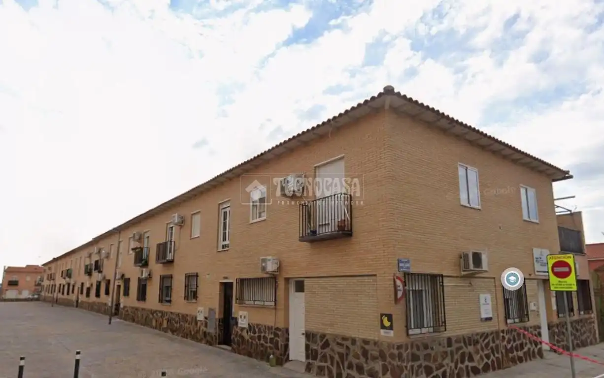 Vista exterior de Casa adosada en venta en Yepes