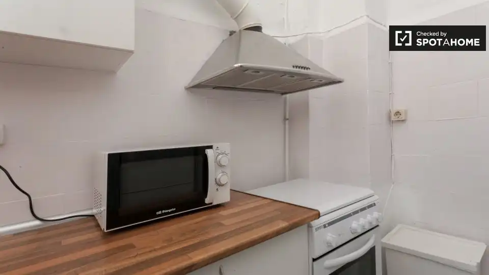 Kitchen of Flat for rent in Barcelona  with Air Conditioner, Heating and Furnished