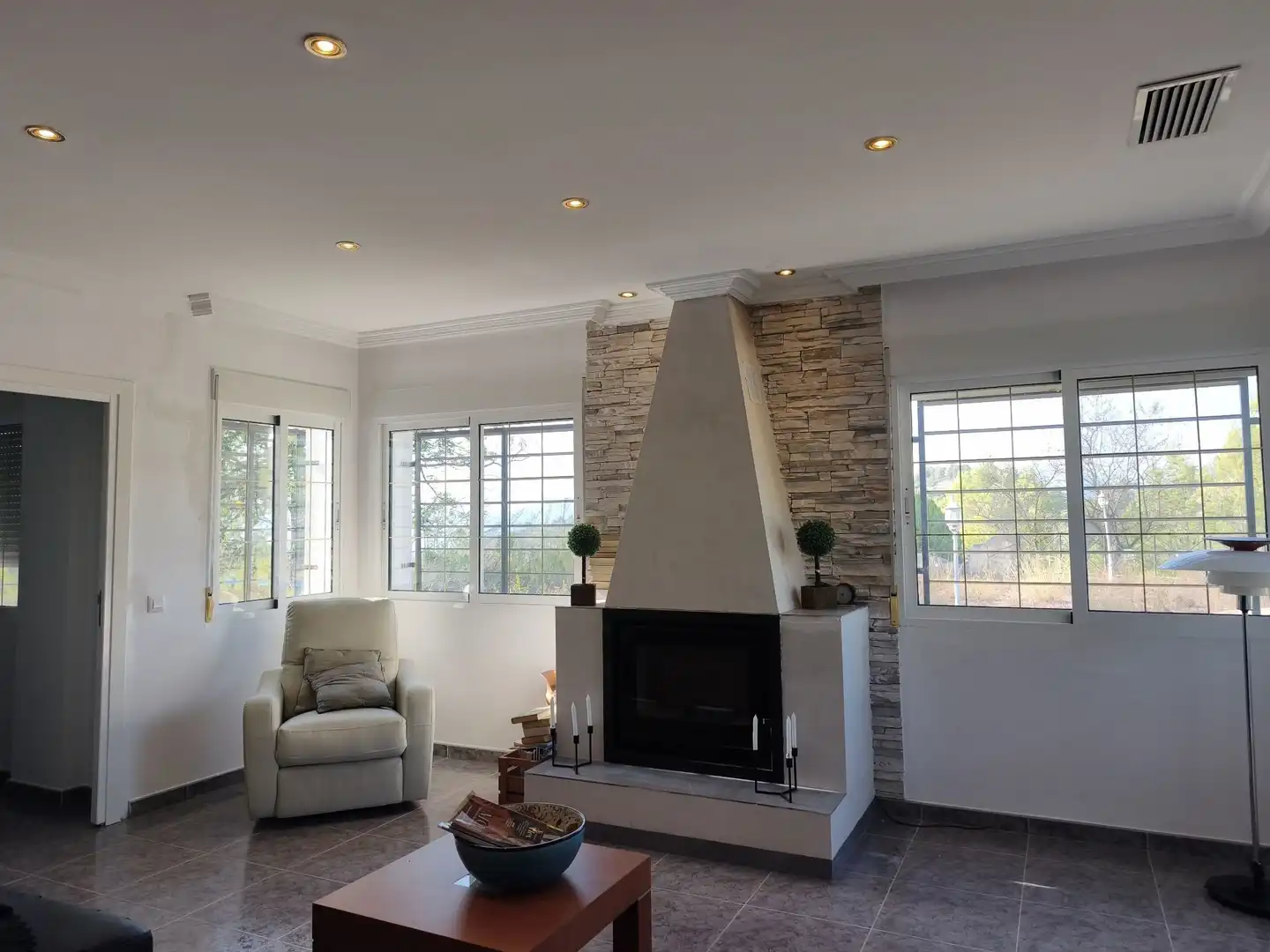 Living room of Houses for sale in Millena  with Air Conditioner, Terrace and Storage room