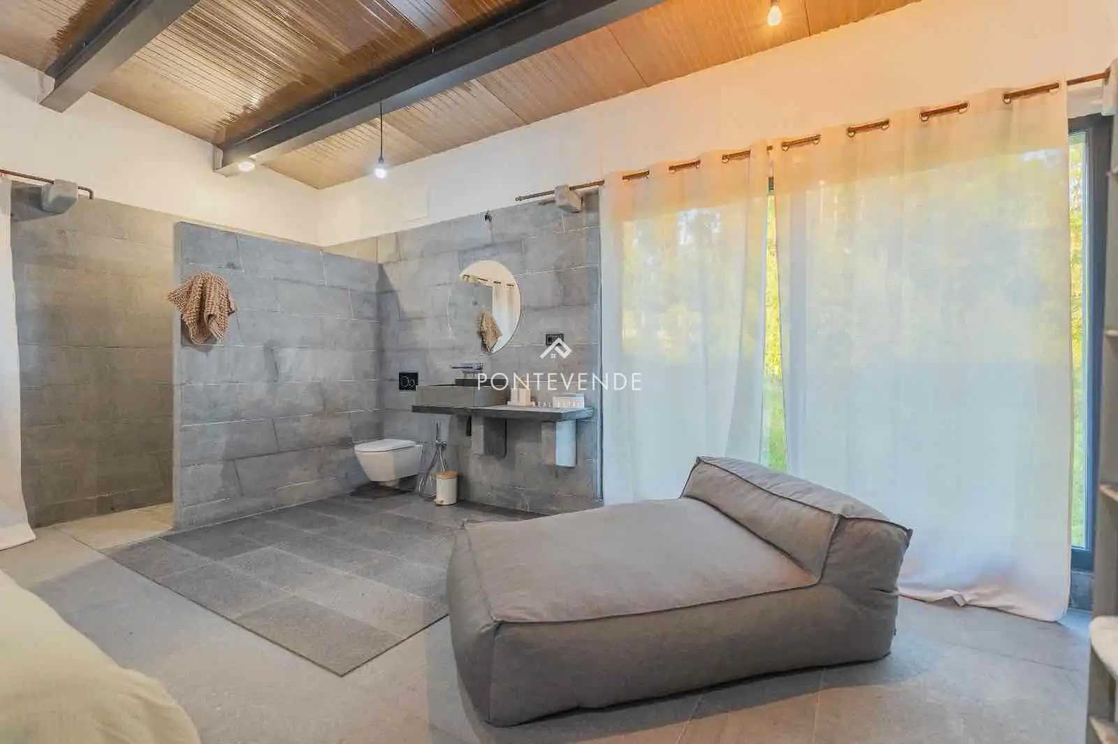 Baño de Casa o chalet en venta en Marín con Aire acondicionado, Calefacción y Jardín privado