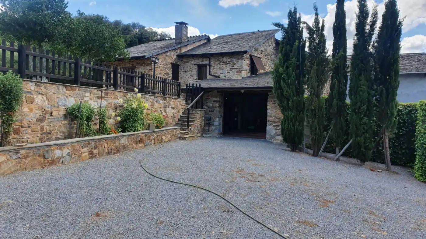 Finca rústica en venda a Camino Iglesia, 3, Carucedo