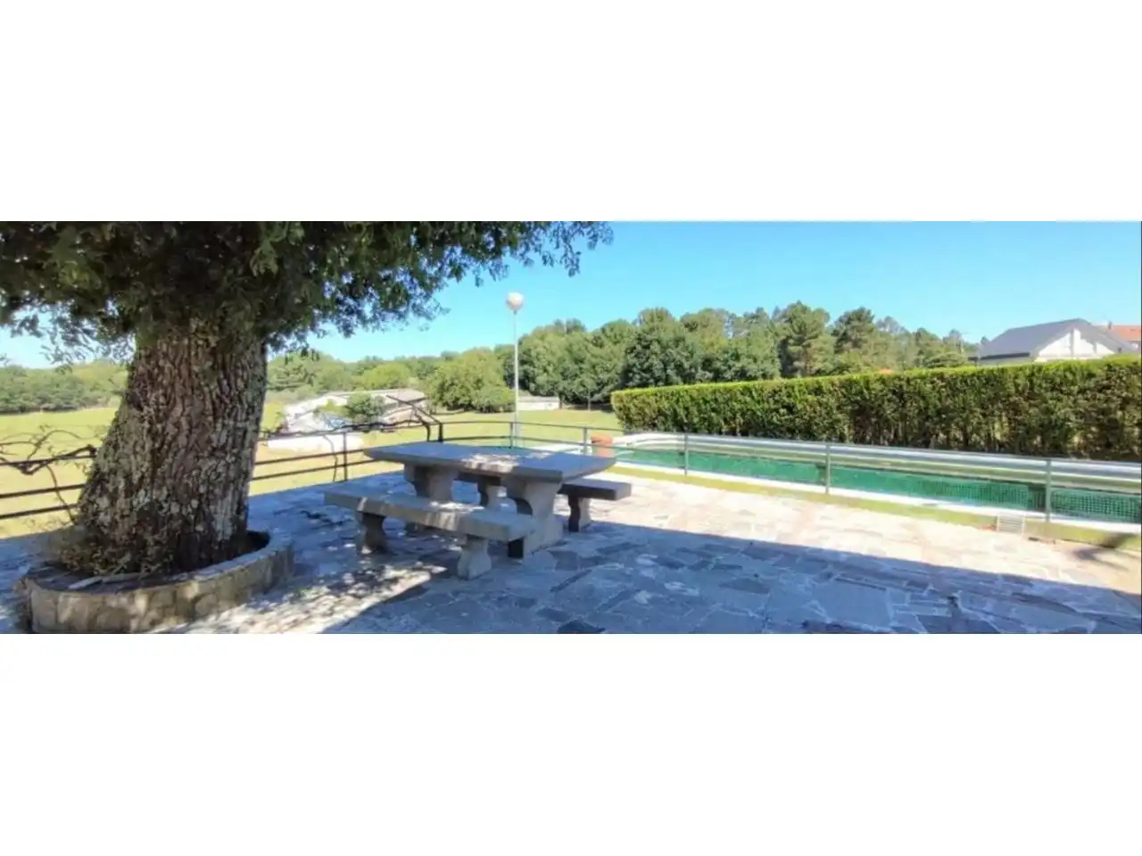 Piscina de Casa o xalet en venda en Ourense Capital  amb Calefacció, Jardí privat i Traster