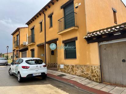 Vista exterior de Casa o xalet en venda en Los Huertos amb Calefacció