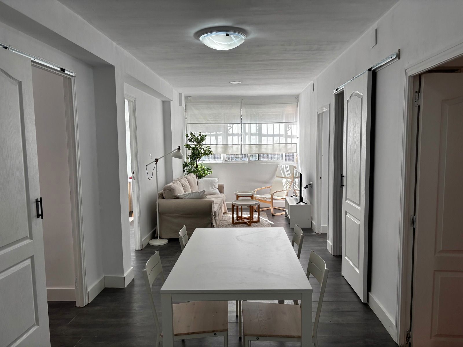Dining room of Flat to rent in  Valencia Capital  with Air Conditioner, Parquet flooring and Furnished