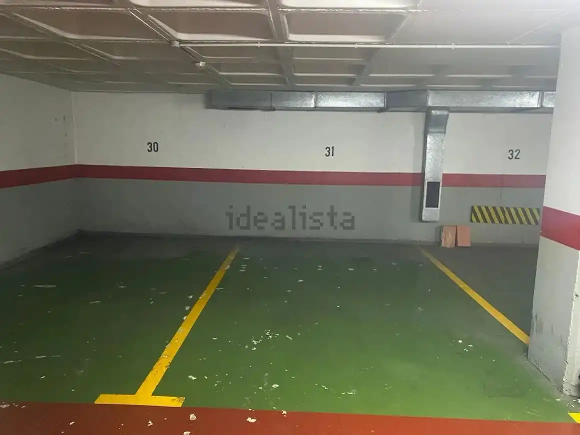 Einzelparkplatz zum Verkauf in Reyes Catolicos, imagen 9