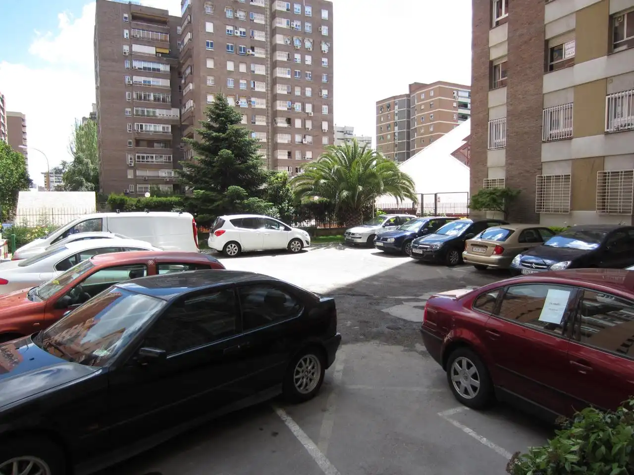 Parking de Piso en venta en Madrid con Calefacción, Parquet y Terraza