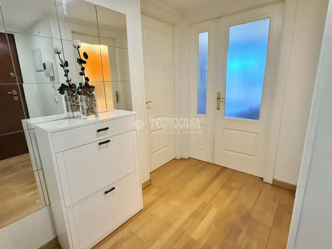 Piso en venta en Madrid con Aire acondicionado, Calefacción y Piscina comunitaria