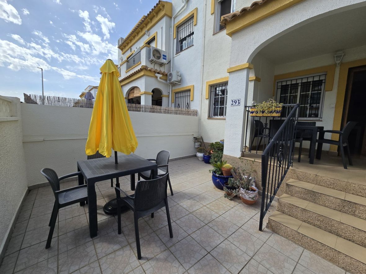 House or chalet for sale in AVENIDA ESCANDINAVIA N23, Gran Vista - Olivo de Oro